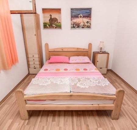 Backyard Apartment 오흐리드 외부 사진